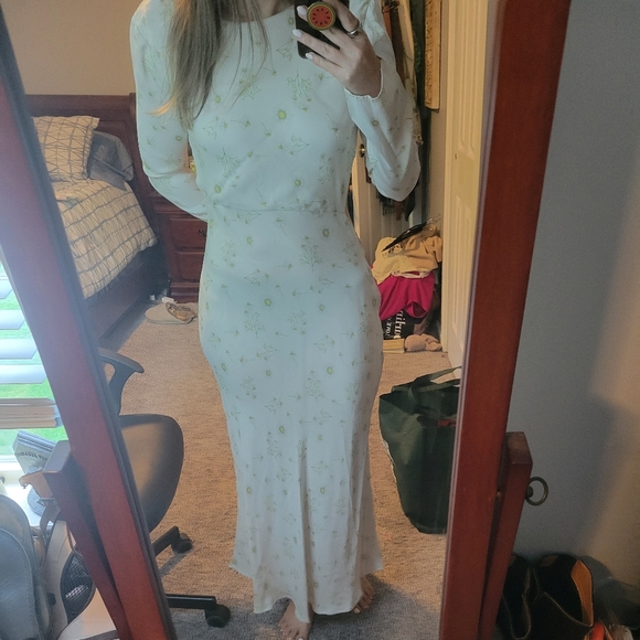 Third Form Wild flowers back out dress - Picture 2 of 3